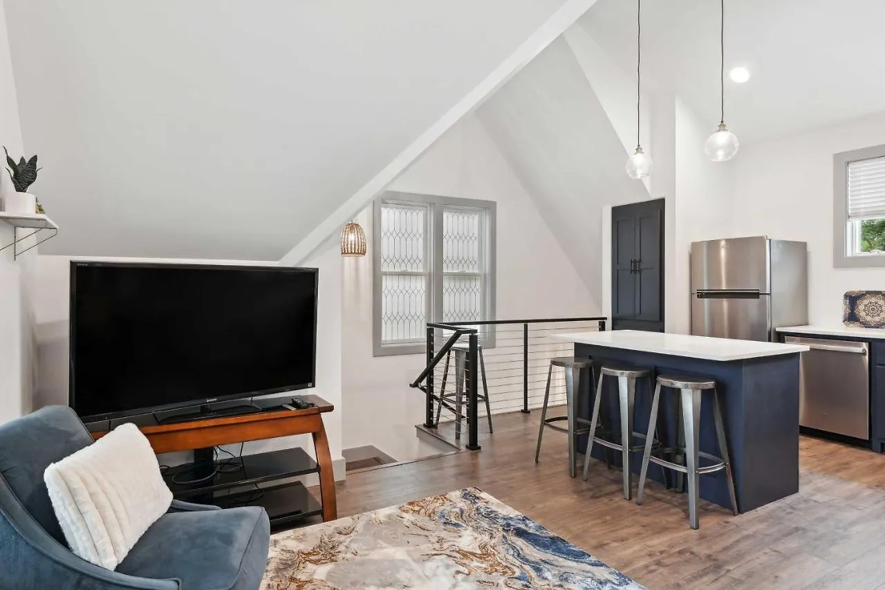 Nashville Vacation Rental Near Bridgestone Arena!