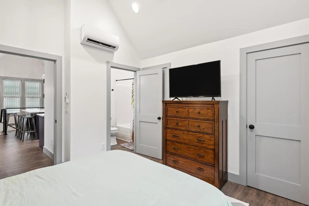 شقة Nashville Vacation Rental Near Bridgestone Arena!